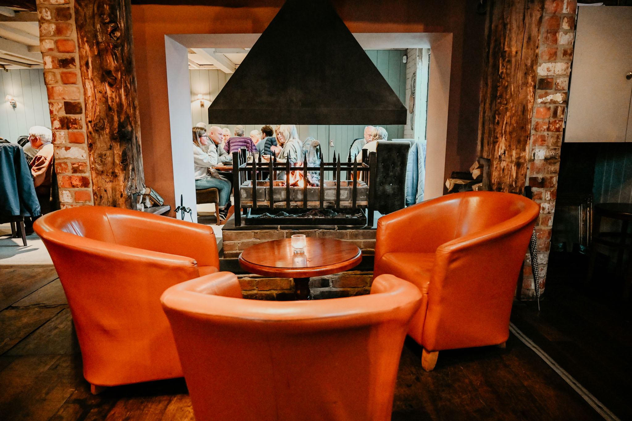 Binary Bar and Restaurant